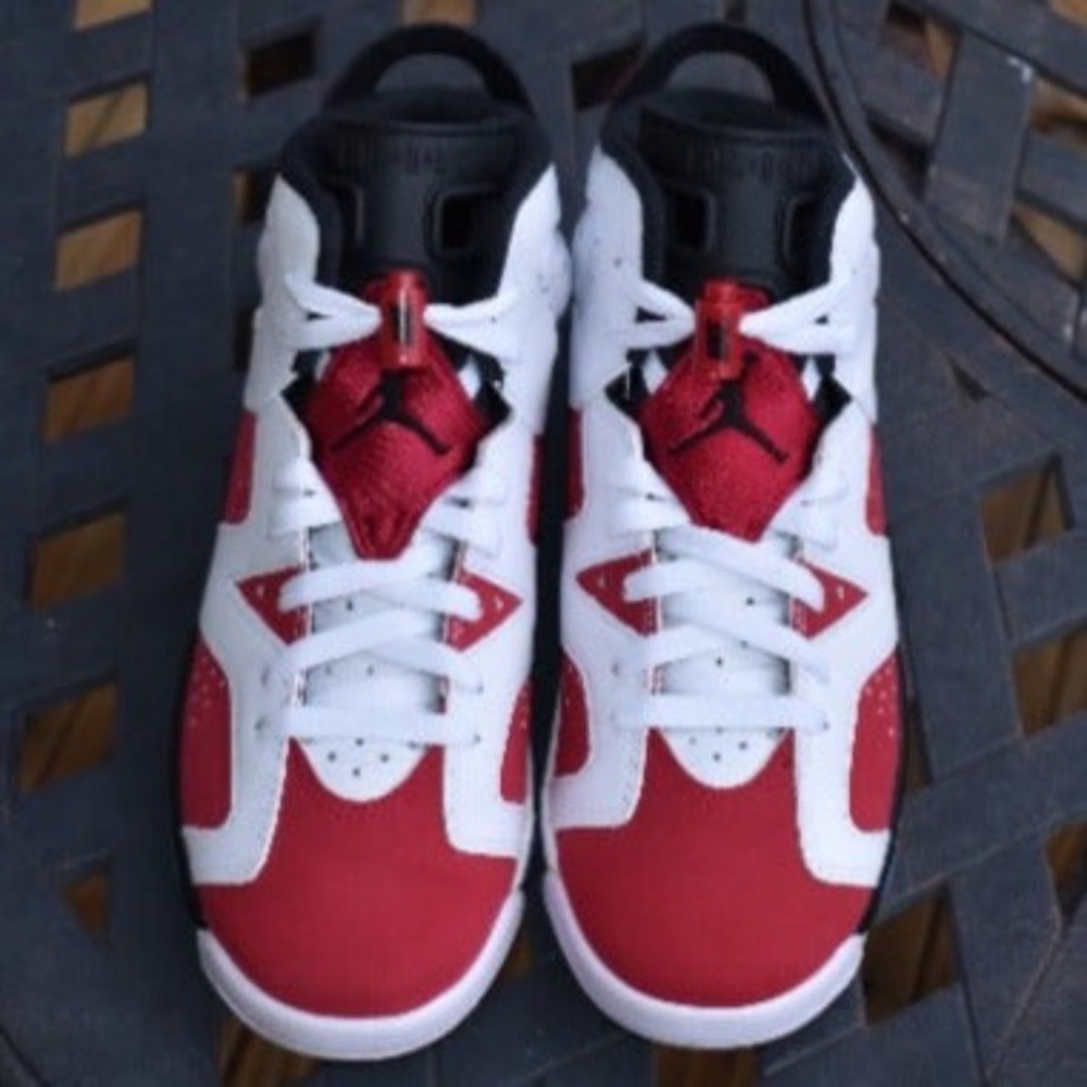 Jordan Carmine BRAND NEW NEVER EVEN TRIED ON